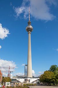 Berlin - Fernsehturm am Alexanderplatz