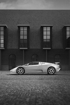 Bugatti EB110, by Noortje Blokland von Noortje Blokland