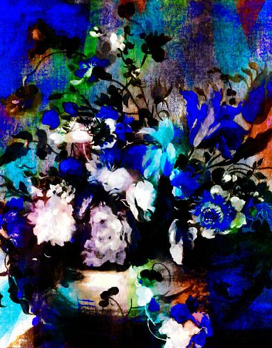 Expressive Flowers Bouquet Blue