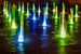 Verlichte fontein bij nacht van ManfredFotos
