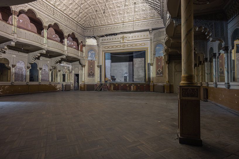 Verlaten theaterzaal van Tim Vlielander