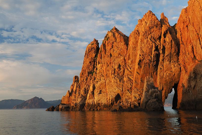 Capo Rosso an den Calanches de Piana bei Sonnenuntergang II von Aagje de Jong
