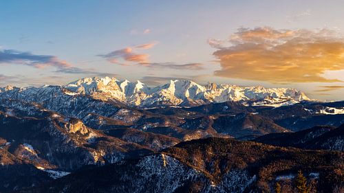 Zonsondergang in de Alpen met uitzicht op Watzmann