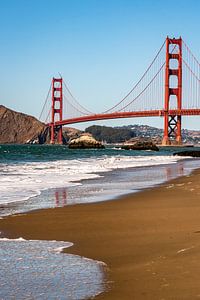 Golden Gate Bridge sur la plage de Baker Beach à San Francisco Californie USA