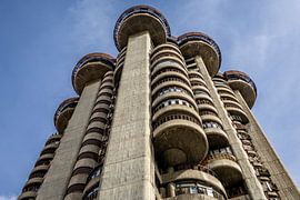 Torres Blancas en couleur sur Opmeer Reports