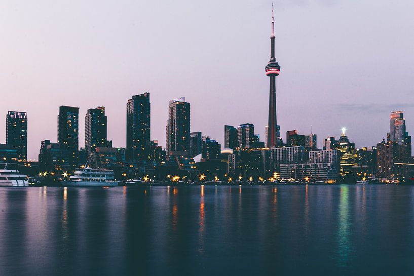 Toronto by Hello Pompoyo