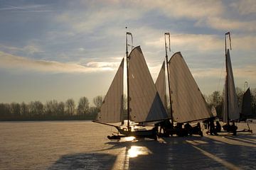 Ice yachts Gouwzee sur Richard Wareham