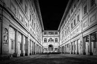 FLORENCE Uffizi Gallery at night