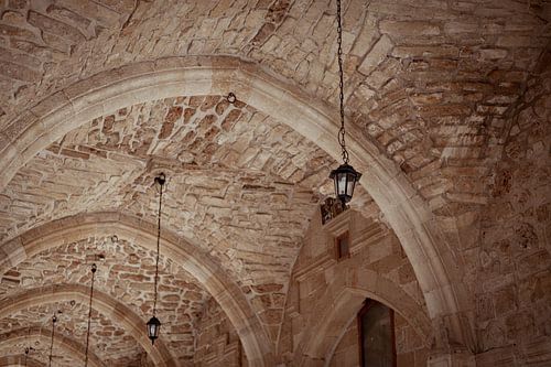 Hanging lamps at Saint Lazarus