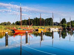 Boote im Hafen von Wieck auf dem Darß