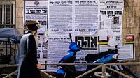 Ultraorthodoxe joodse man in Jeruzalem van Jessica Lokker thumbnail