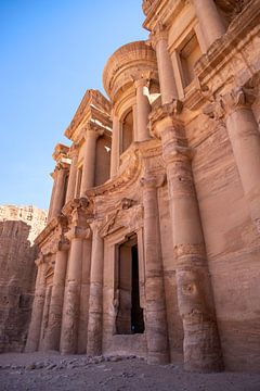 Petra monastery. by Floyd Angenent