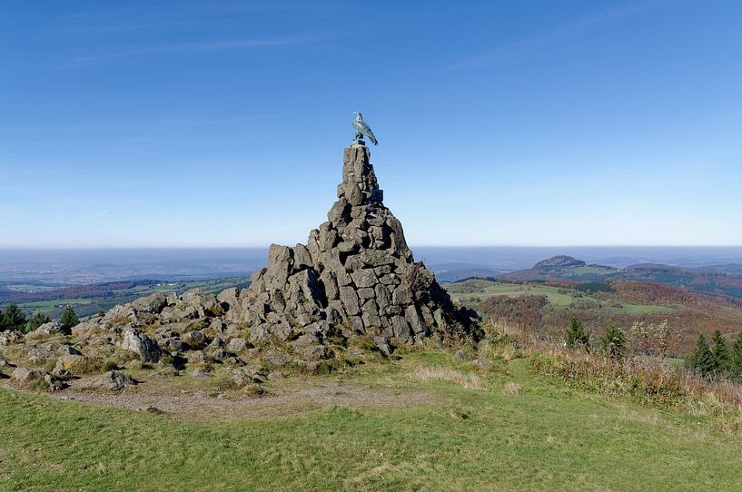das Fliegerdenkmal auf der Wasserkuppe von Peter Eckert