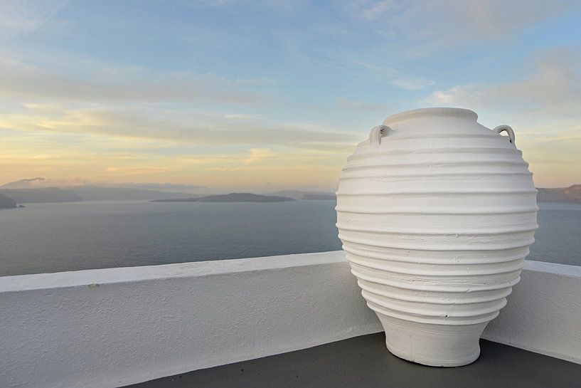 Weiße Vase Santorini von Anjo Kan