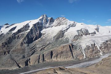 De hoogste top van Oostenrijk, de Großglockner van Christian Peters