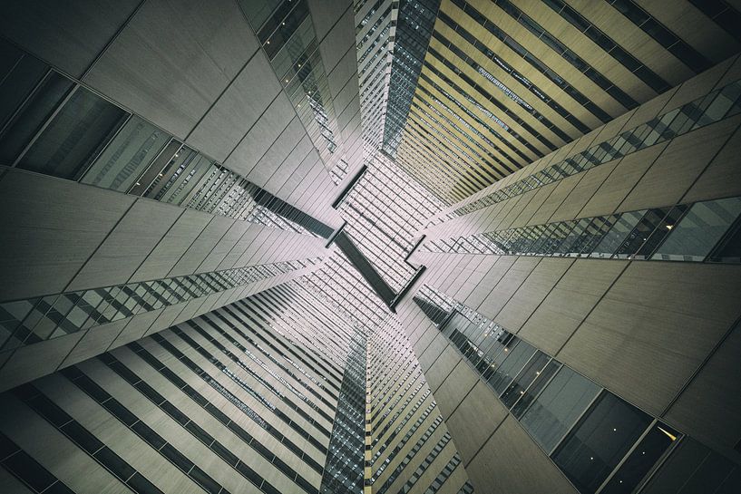 Tokyo - Shinjuku NS Building (Japan) by Marcel Kerdijk