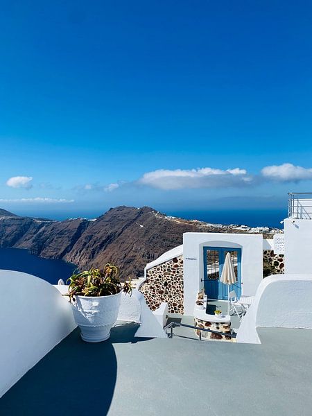 Santorini by Hello Pompoyo