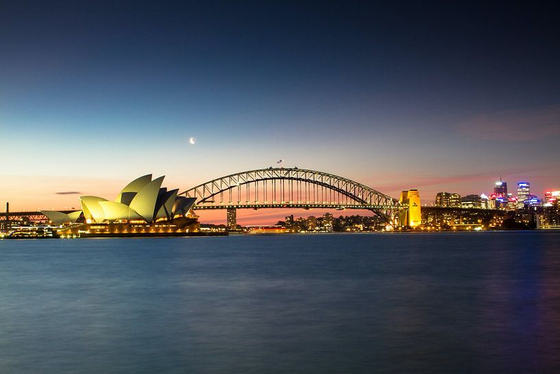 Sydney by Hello Pompoyo
