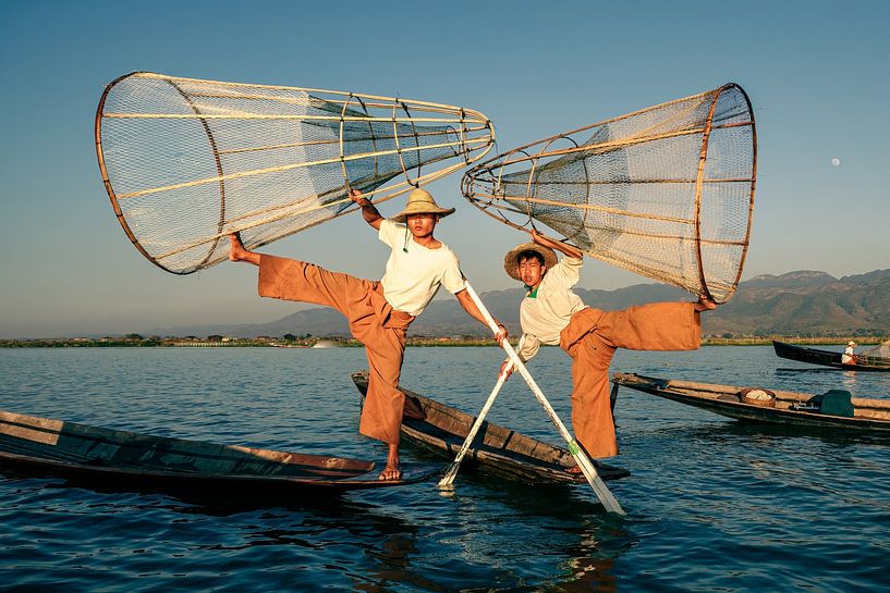 Die Fischer vom Inle See in Myanmar von Roland Brack