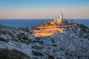 Vuurtoren Faro de Formentor, Mallorca van Christian Müringer