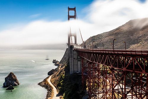 Golden Gate Bridge in de mist