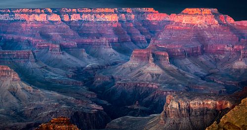 zonsondergang boven de Grand Canyon