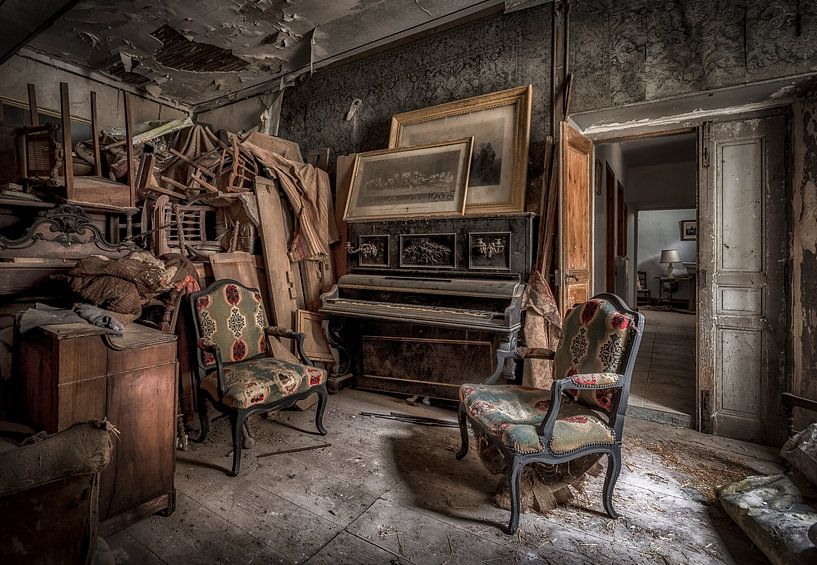 Piano in abandoned castle by Kelly van den Brande