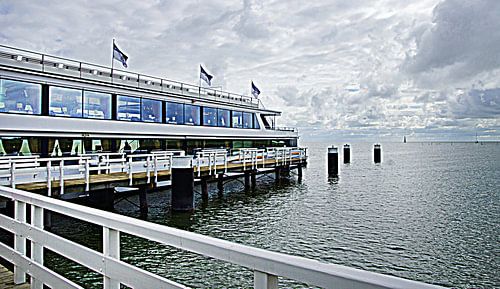 Ship in the harbour of Medemblik