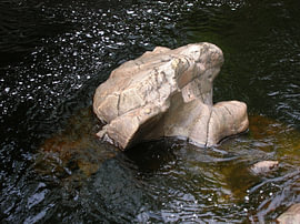An Tanias – The River Spirit von Helmut Martin - The Art of Stone - Steinkunst & Photographie
