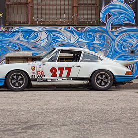Magnus Walker - 277 - Porsche 911 hot rod by Maurice van den Tillaard