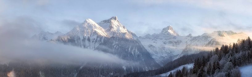  Oostenrijks winterlandschap , Brandnertal van Fotografie Egmond