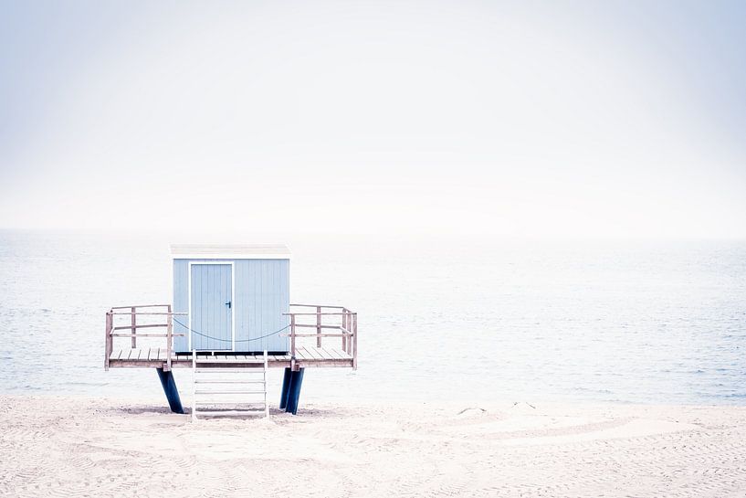 Aan het strand III - Strandhuis van Sabine Wagner
