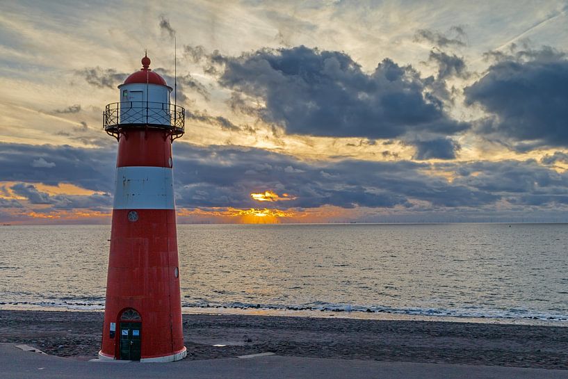 Leuchtturm Noorderhoofd bei Westkapelle Zeeland von Menno Schaefer