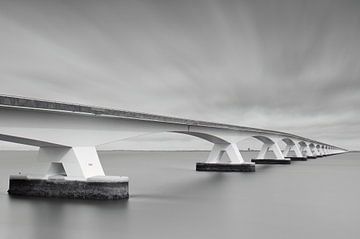 De Zeelandbrug als kunstfoto van Rolf Schnepp