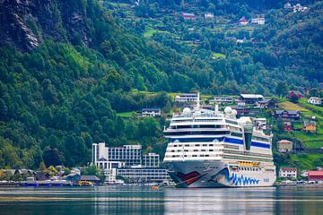 Le bateau de croisière Aida Sol dans le Geirangerfjord, Norvège