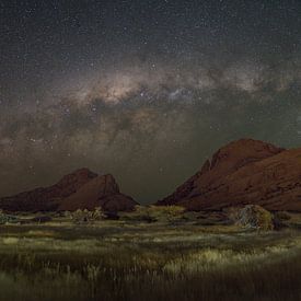 Das Leuchten der Ewigkeit über Namibia von Christian Möller Jork