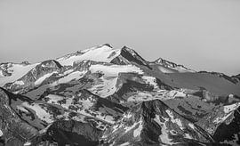 La Hochalmspitze salue dans le SW