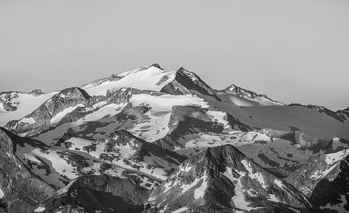 La Hochalmspitze salue dans le SW