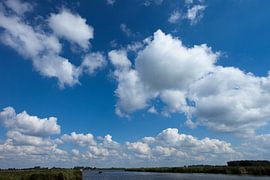 Bewölkter Himmel mit Cumulus 1 von FotoCreatives