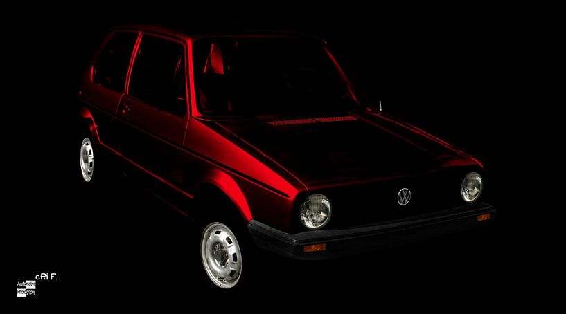 VW Golf 1 in red by aRi F. Huber