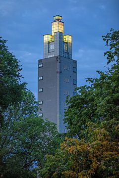 Maagdenburg - Albinmüller toren in de avond van t.ART