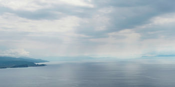 Blick auf das Meer von Grikese