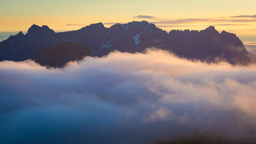 Kaiser Mountains in a sea of fog by Martin Wasilewski