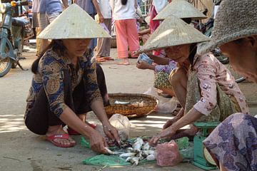 Vietnam streetscene van Daniel Chambers