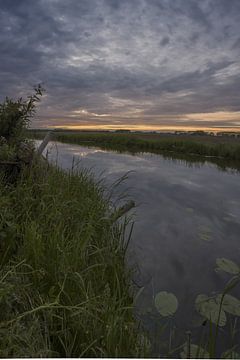 zonsondergang bij de alm