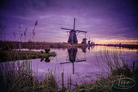 Idyllische molens ontwaken van Tina Linssen