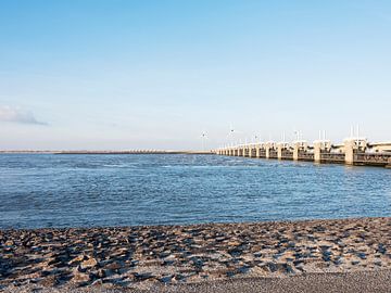 oosterschelde deltawerken met stormvloedkering van ChrisWillemsen