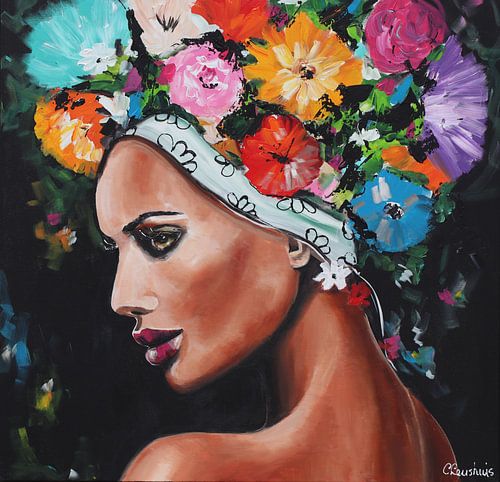 vrouw met bloemenkrans