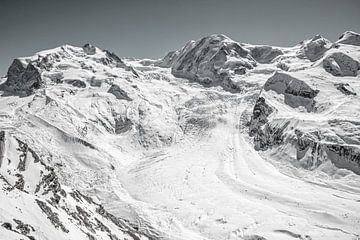 Uitzicht op de gletsjers vanaf de Gornergrat (zwart-wit) van t.ART