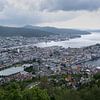 La merveille de Bergen depuis le panorama de Fløyen, Norvège sur Ylenia Di Pietra